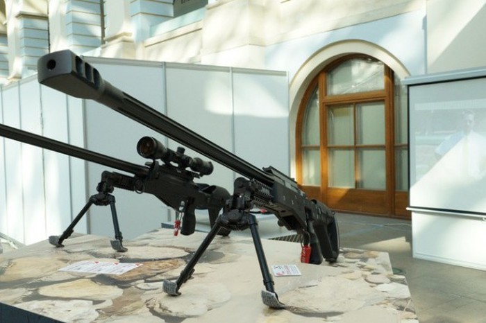 В Москве прошла выставка оружия ARMS & Hunting 2015 (26 фото) В Москве прошла выставка оружия ARMS & Hunting 2015 (26 фото)