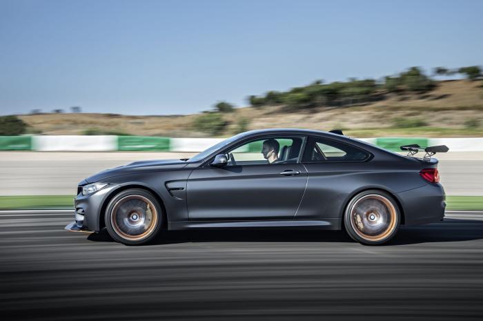 M4 GTS    BMW (36 )