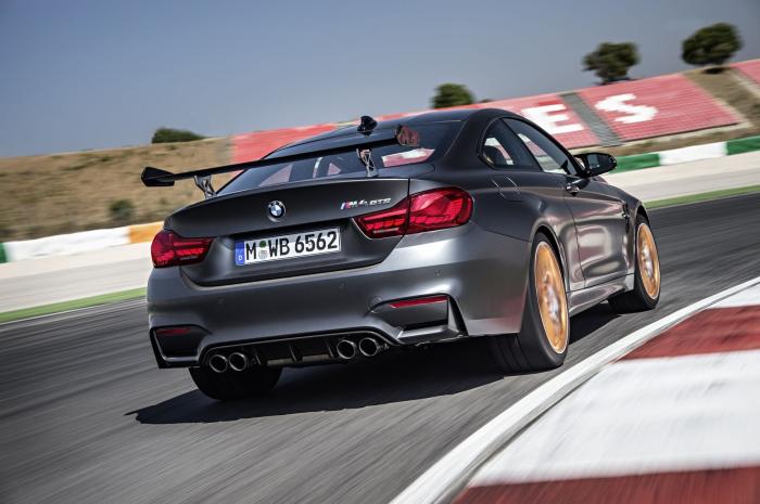 M4 GTS    BMW (36 )