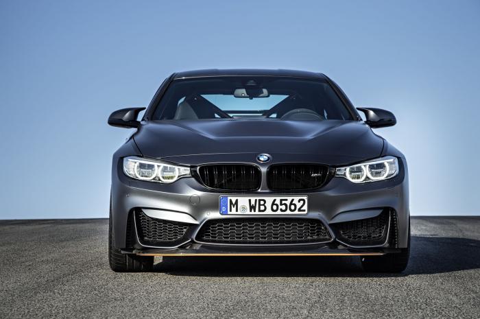 M4 GTS    BMW (36 )