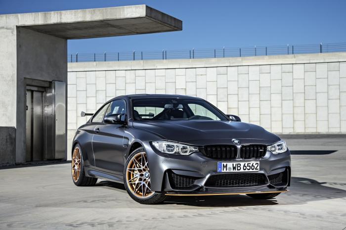 M4 GTS    BMW (36 )