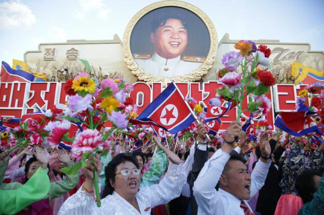 Северная Корея готова к войне с США (18 фото) Северная Корея готова к войне с США (18 фото)