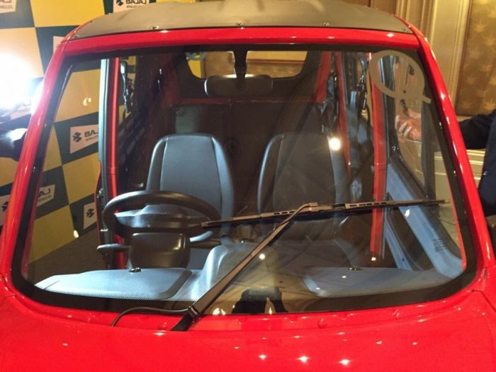      Bajaj Qute  (5 )