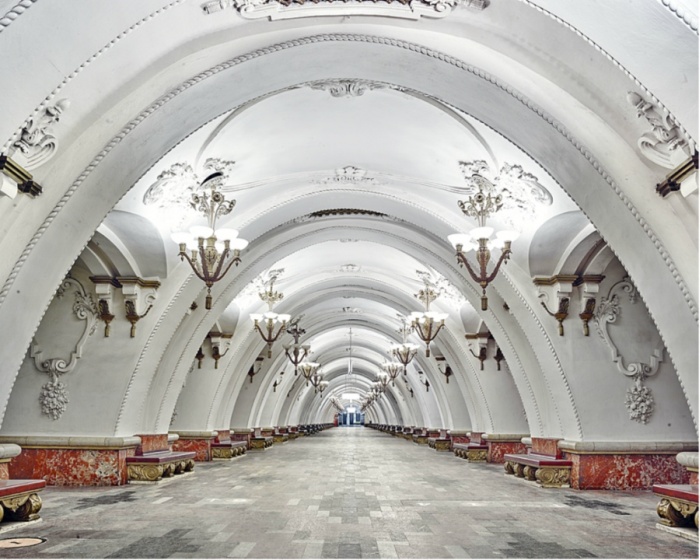 Красота российского метро на фото Дэвида Бурдени (8 фото) Красота российского метро на фото Дэвида Бурдени (8 фото)
