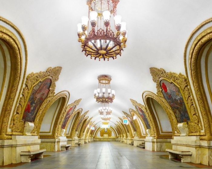 Красота российского метро на фото Дэвида Бурдени (8 фото) Красота российского метро на фото Дэвида Бурдени (8 фото)