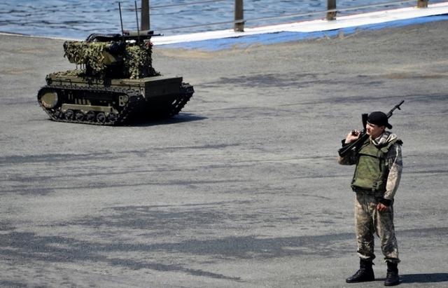 Новая разработка российской военной техники (8 фото) Новая разработка российской военной техники (8 фото)