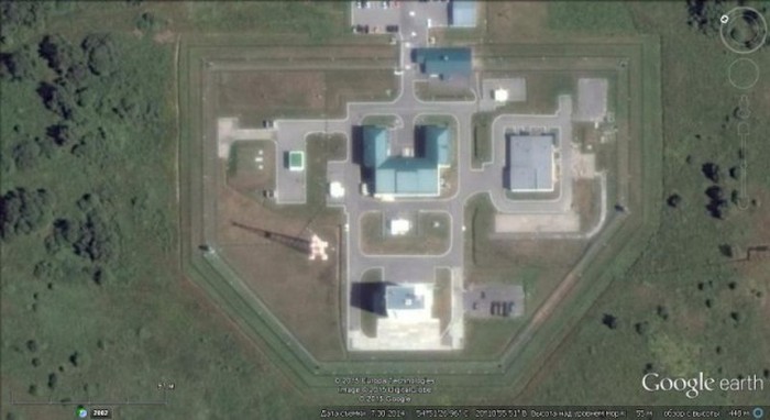Военные объекты России на спутниковых снимках Google Earth (24 фото) Военные объекты России на спутниковых снимках Google Earth (24 фото)