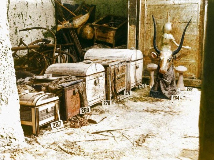 Вскрытие гробницы Тутанхамона, 1922 год (21 фото) Вскрытие гробницы Тутанхамона, 1922 год (21 фото)