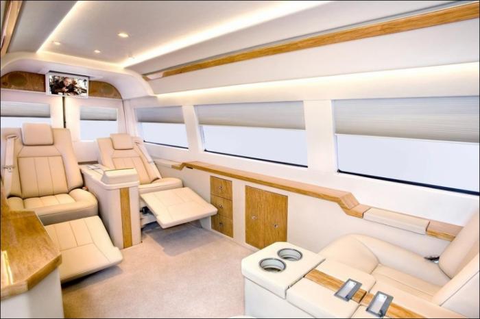 JetVan      (24 )