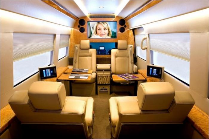 JetVan      (24 )