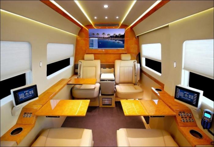 JetVan      (24 )