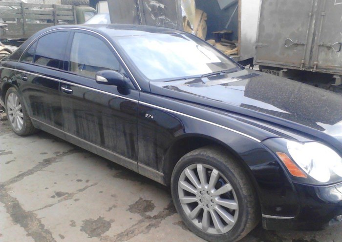 Как «ремонтируют» Maybach в России (3 фото) Как «ремонтируют» Maybach в России (3 фото)
