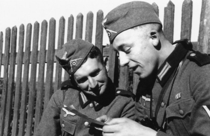 Немецкие солдаты о своем противнике - русских (11 фото) Немецкие солдаты о своем противнике - русских (11 фото)