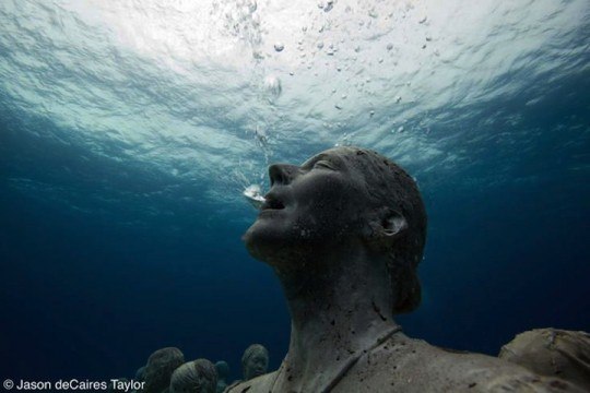   Jason de Caires Taylor (10 )