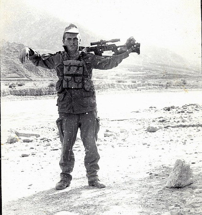    , 1979 - 1989 . (28 )