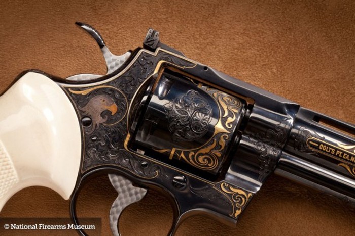      National Firearms (40 )