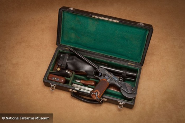     National Firearms (40 )