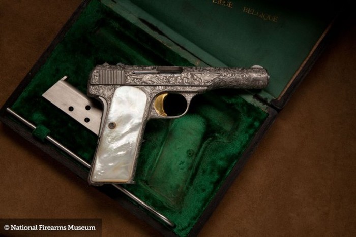      National Firearms (40 )