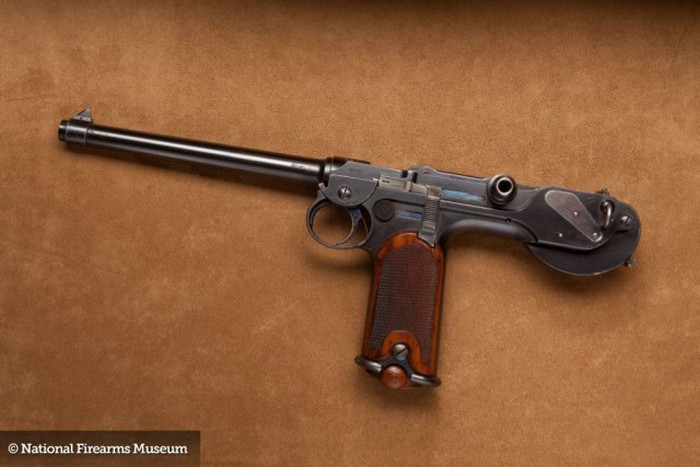      National Firearms (40 )