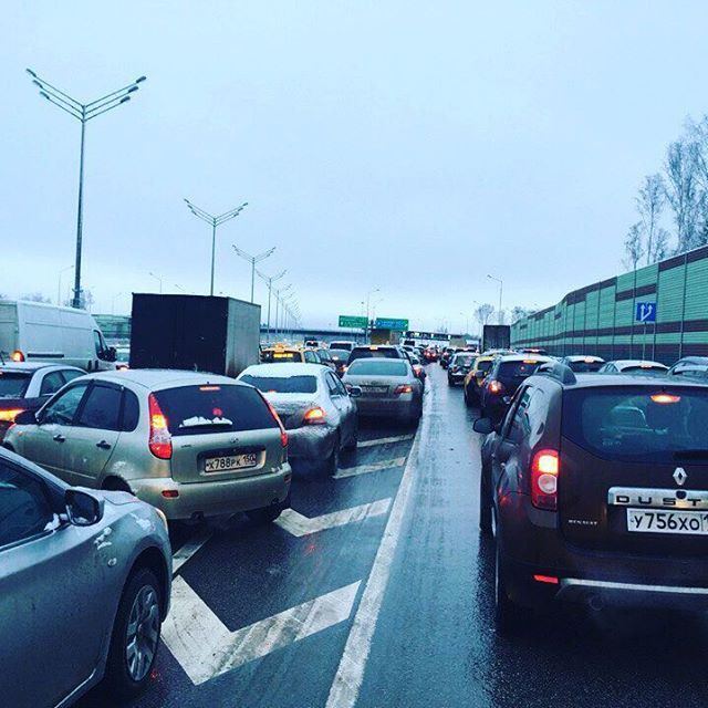 Вот что значит ввести платные проезд на трассе М11 в Москве (13 фото) Вот что значит ввести платные проезд на трассе М11 в Москве (13 фото)