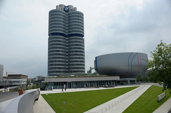  BMW (12 )