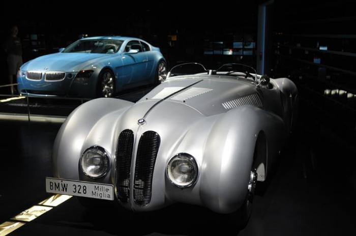  BMW (12 )