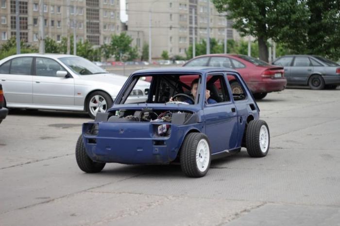    - Fiat 126p (10 )