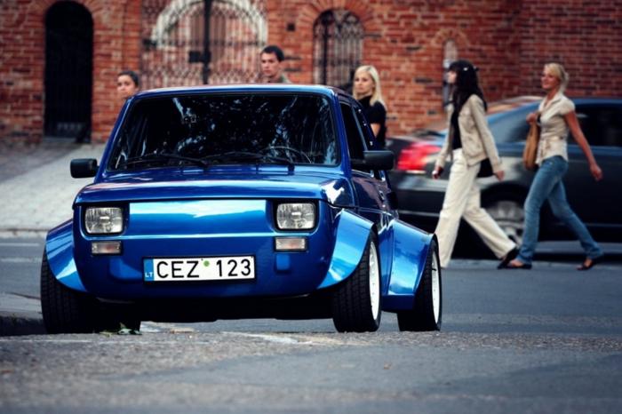    - Fiat 126p (10 )