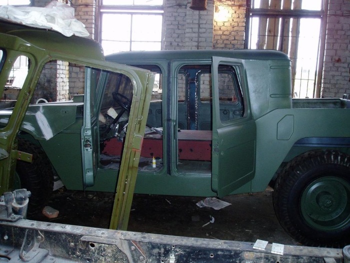   Hummer H1   -66 (10 )
