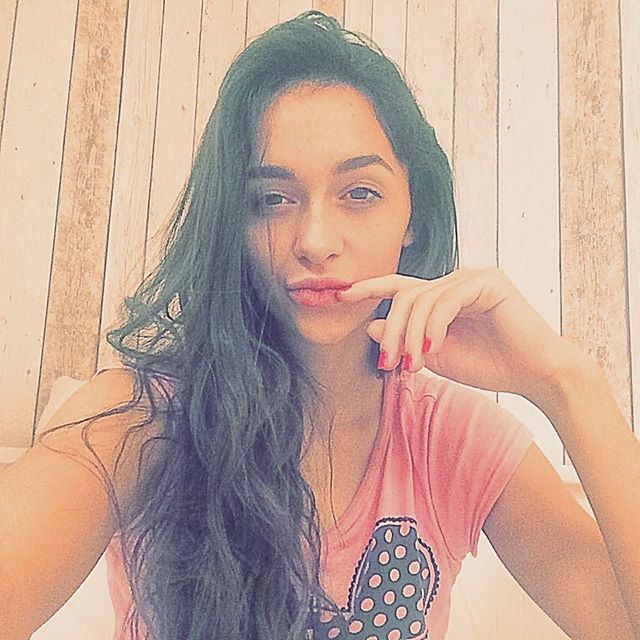         (22 )