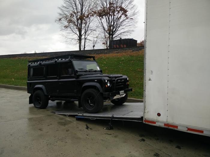 Land rover defender 1987        (6 )