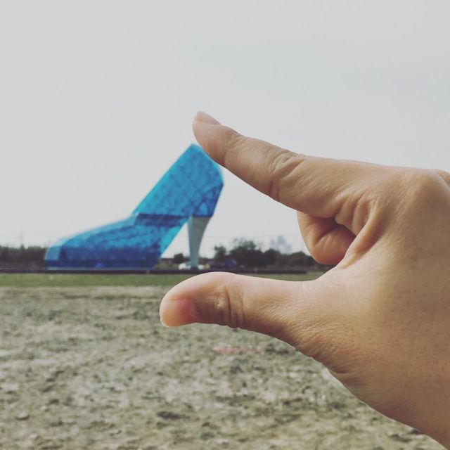          (7 )