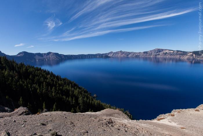   Crater Lake (25 )