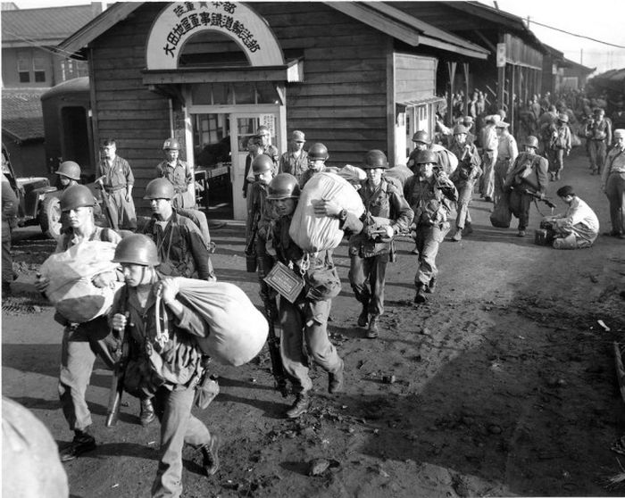 Корейская война на снимках военных фотографов (49 фото)