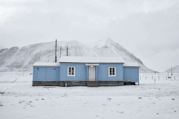 Как живется ученым в самом северном поселке планеты (12 фото) Как живется ученым в самом северном поселке планеты (12 фото)