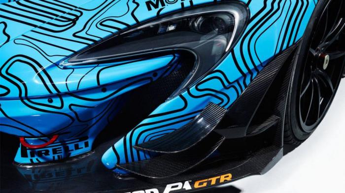 12  McLaren P1 GTR    (9 )