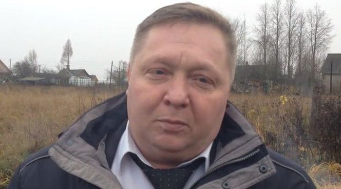 Чиновник целый месяц жил на минимальную зарплату (2 фото) Чиновник целый месяц жил на минимальную зарплату (2 фото)