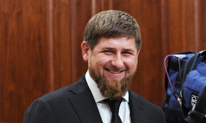 Помощник Рамзана Кадырова рассказал о его тонком чувстве юмора (2 фото) Помощник Рамзана Кадырова рассказал о его тонком чувстве юмора (2 фото)