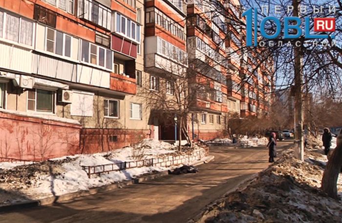 Похоронные службы не могли забрать тело умершей женщины (4 фото) Похоронные службы не могли забрать тело умершей женщины (4 фото)