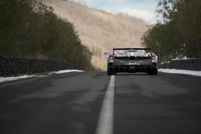  Pagani      Huayra BC (40 )