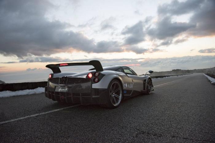  Pagani      Huayra BC (40 )