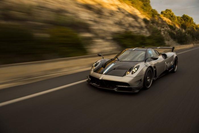  Pagani      Huayra BC (40 )