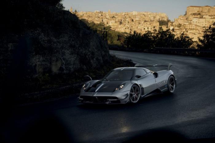  Pagani      Huayra BC (40 )