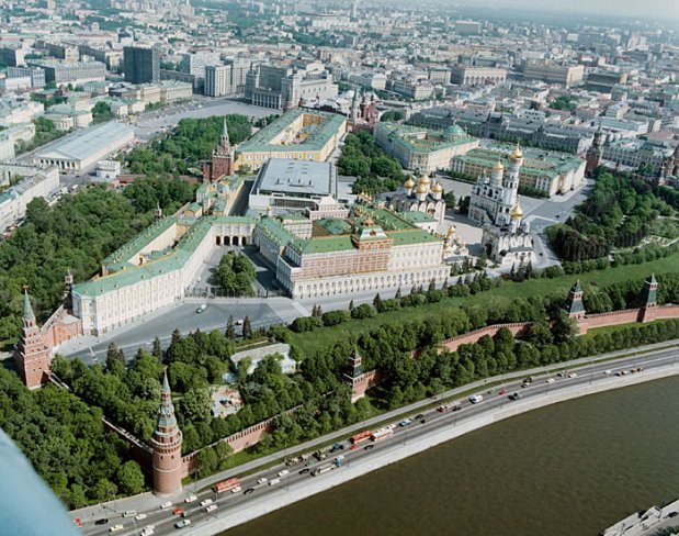Башни Московского Кремля (21 фото) Башни Московского Кремля (21 фото)