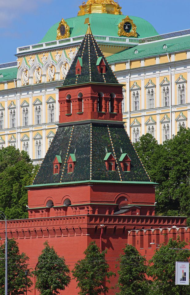 Башни Московского Кремля (21 фото) Башни Московского Кремля (21 фото)