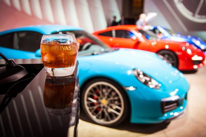   Porsche 911 Carrera (15 )
