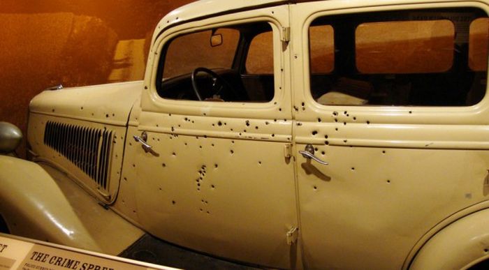 Какие автомобили предпочитали известные американские бандиты (45 фото) Какие автомобили предпочитали известные американские бандиты (45 фото)