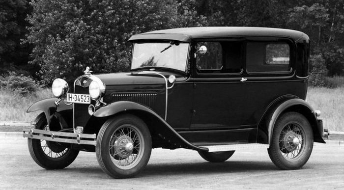 Какие автомобили предпочитали известные американские бандиты (45 фото) Какие автомобили предпочитали известные американские бандиты (45 фото)