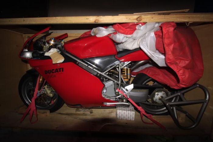   Ducati 996R   10     (10 )