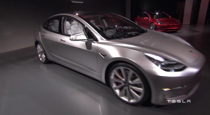 Tesla    Model 3 (23 )